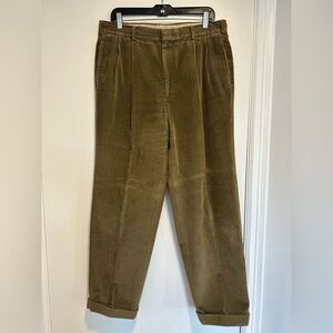 Vintage Corbin Off The Cuff Sz: 34 Khaki Green Wide Wale Corduroy Cuffed Pants.